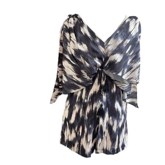 NWT Bikiny Society Ikat Jumpsuit Size Medium New - Picture 1 of 8